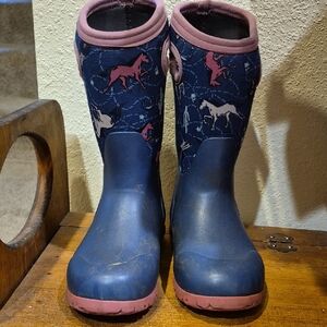 Bogs Kids' Blue and Pink Rain/snow Boots